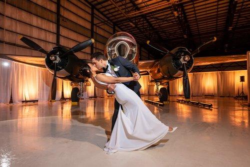 carousel-hero-element image-0