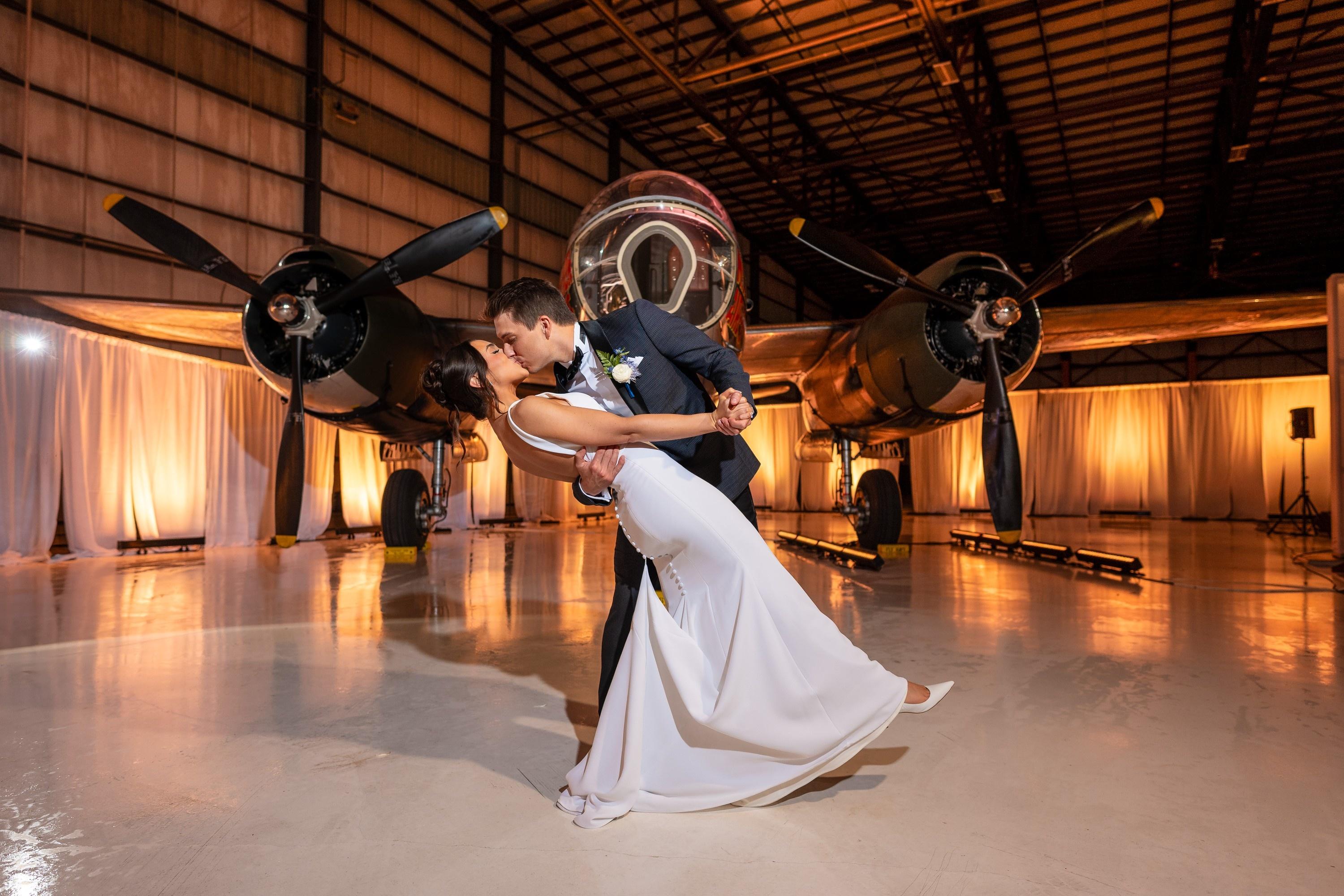 carousel-hero-element image-0