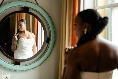 mobile - carousel-hero-element image-0